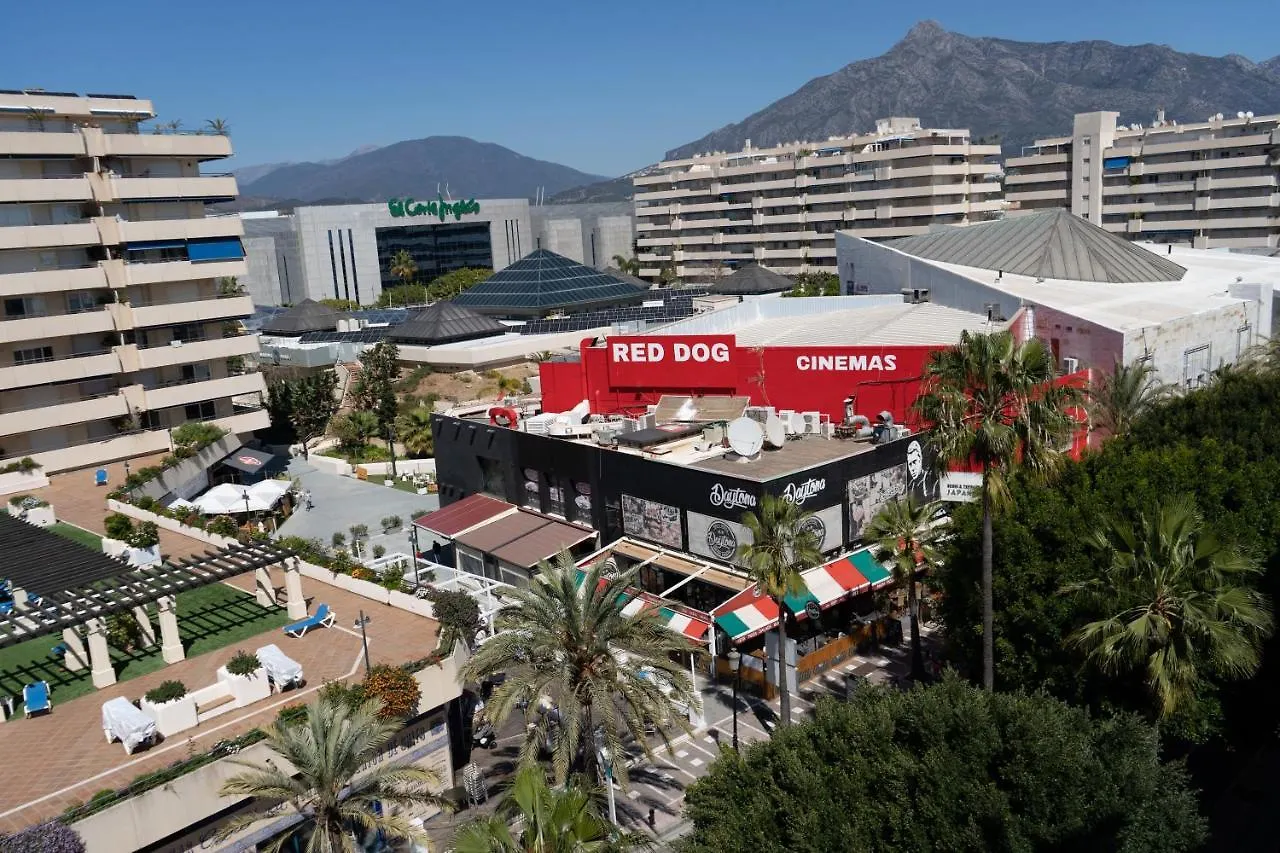 Vacation Apartment With Private Parking In Puerto Banus Marbella Spain