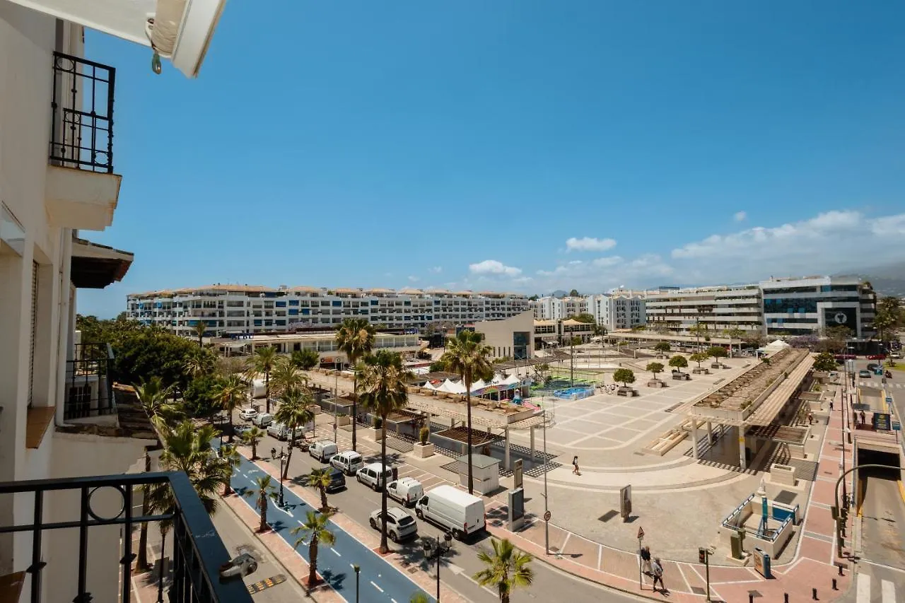 Vacation Apartment With Private Parking In Puerto Banus Marbella Spain