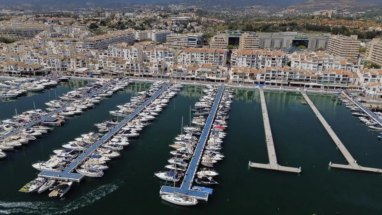 Vacation Apartment With Private Parking In Puerto Banus Marbella Spain