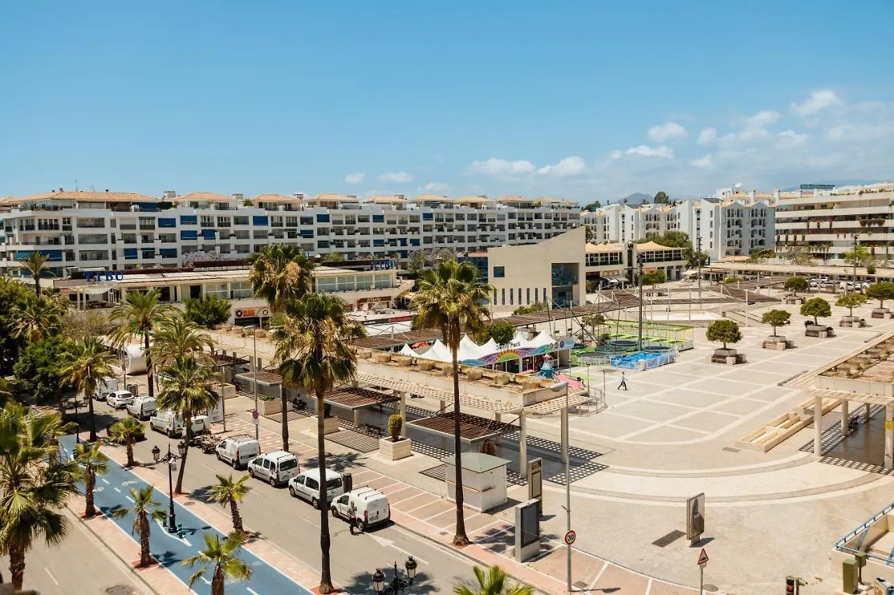 Vacation Apartment With Private Parking In Puerto Banus Marbella