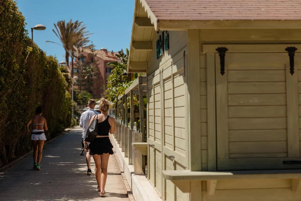 Vacation Apartment With Private Parking In Puerto Banus Marbella Spain