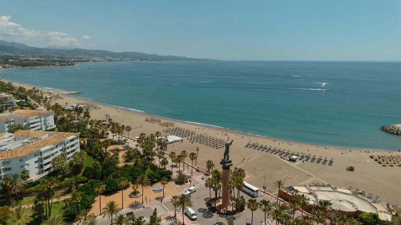 Vacation Apartment With Private Parking In Puerto Banus Marbella Spain